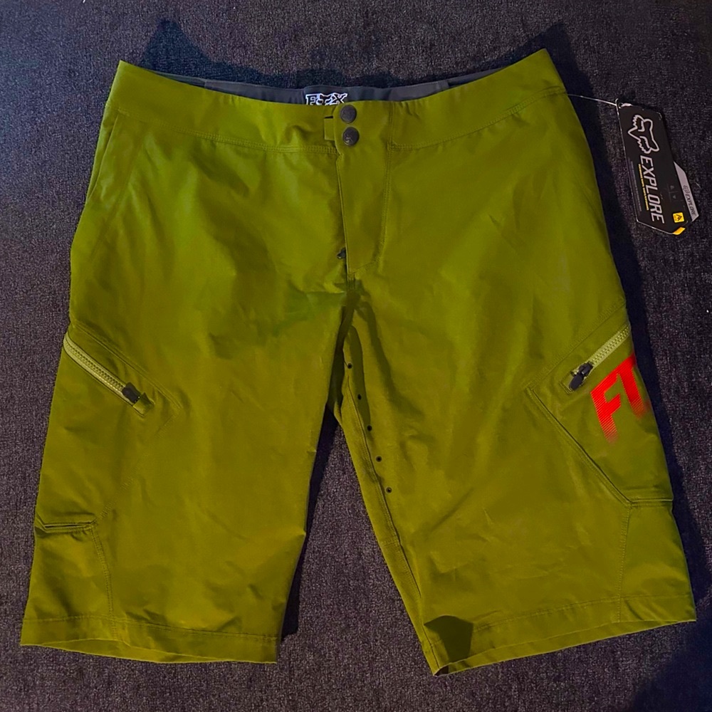 FOX Explore mountain bike shorts